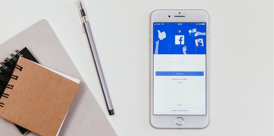 Groove Technology - The presence of Social-Media in e-learning - Facebook