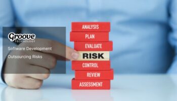 software development outsourcing risks