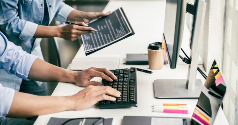 Should Consider a Dedicated Travel Software Development Team