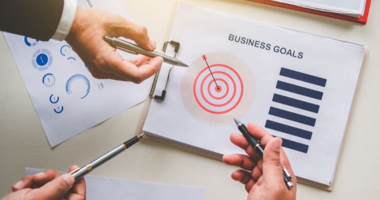 Establishing Clear Goals and Requirements for Project Success