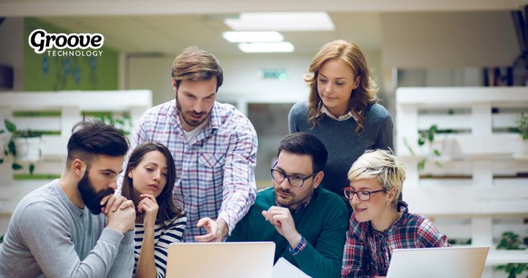 Choosing the right engagement model depends on the project's scope, budget, and flexibility